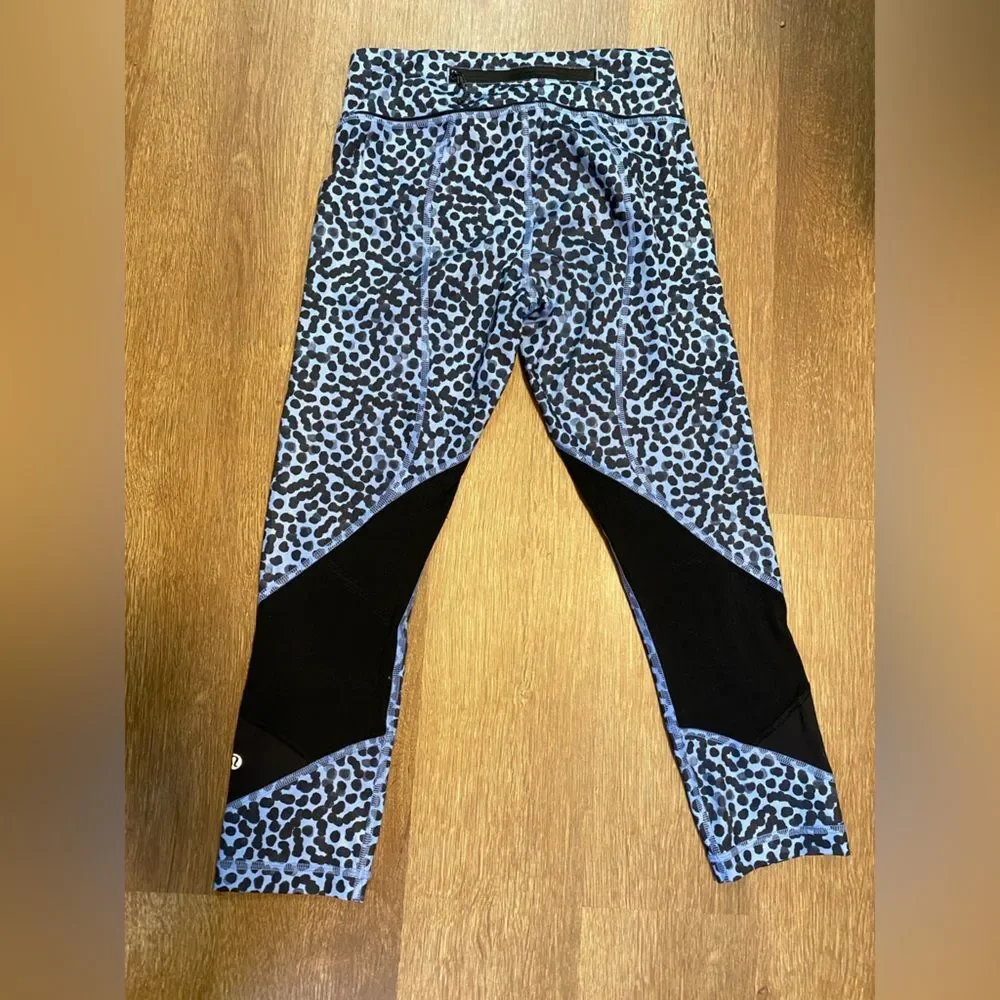 Lululemon Pace Rival Crop Polka Dot Pilates Yoga Hike Outdoor Gym Blue Leggings